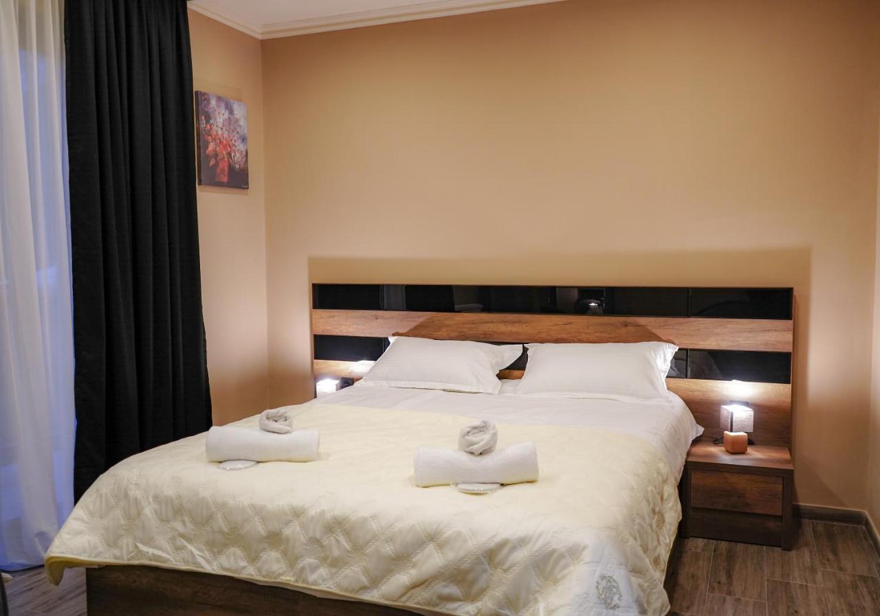 Kazbegi Mountains Hotel Bagian luar foto